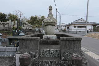 串木野氏の墓写真