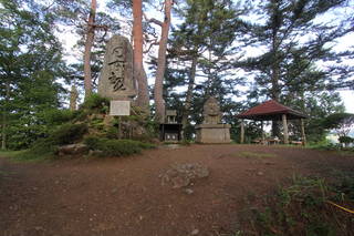 仁科五郎盛信の墓写真