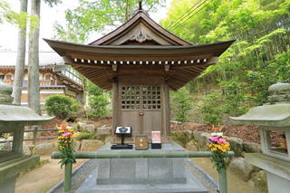 明知遠山家墓所(龍護寺)の写真