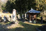 千村家墓所(東禅寺)と春秋園の写真