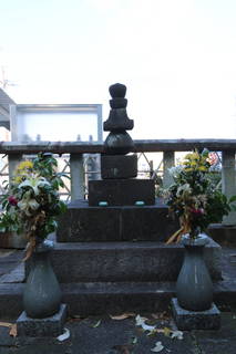 池田恒興・元助父子の墓の写真