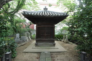 生駒家廟(法泉寺)写真