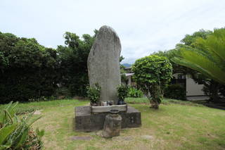 富岡吉利支丹供養塔写真