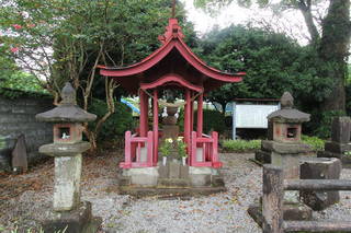 伊集院源次郎忠真の供養塔の写真