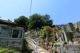 真鍋島の五輪石塔群の写真