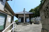 真鍋島の五輪石塔群の写真
