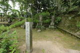 和田惟政の墓(伊勢寺)の写真