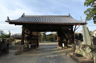 一宮城移築門(清水寺)の写真